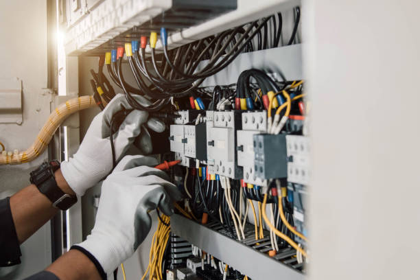 Professional Electrician in Columbus, MN